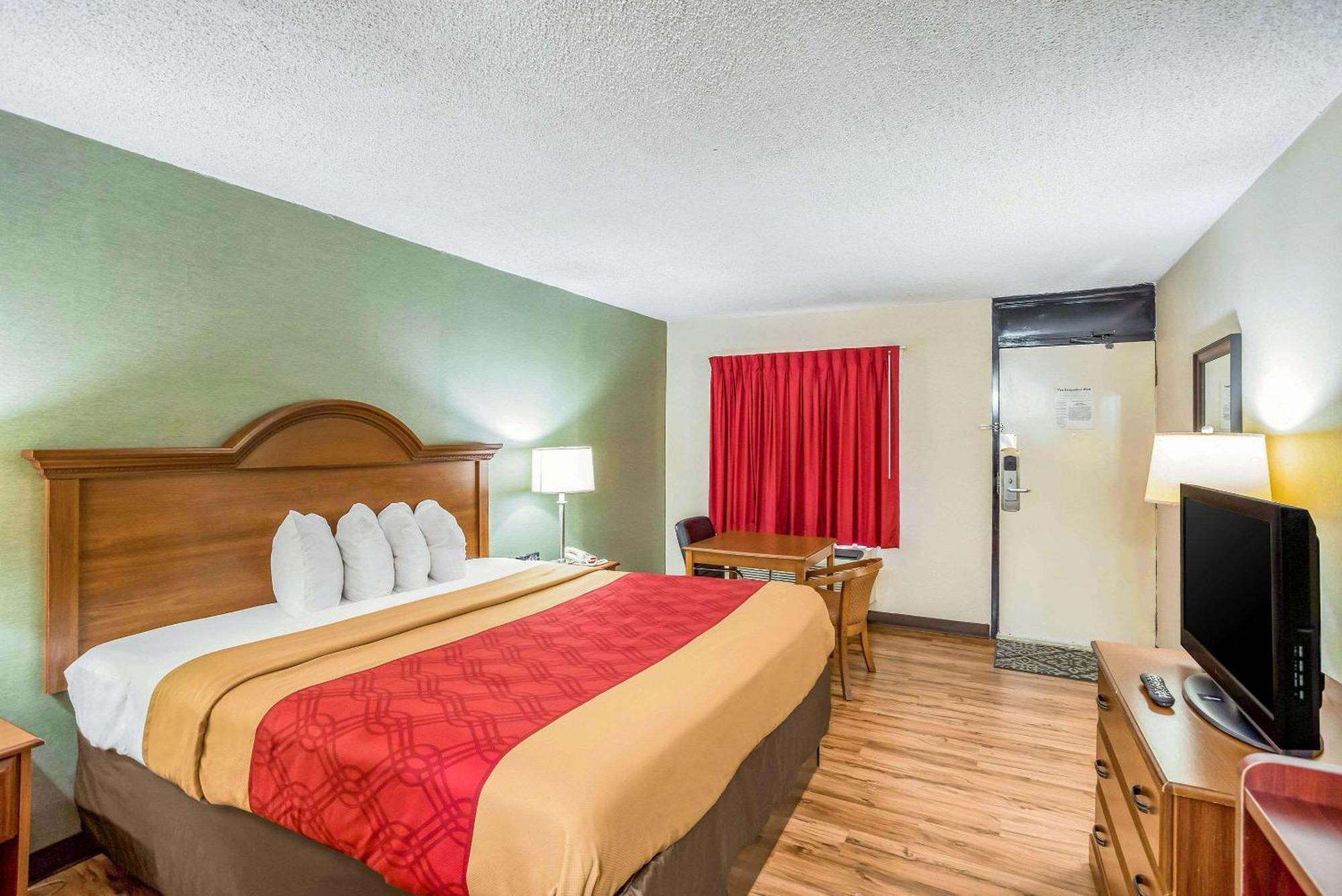Econo Lodge Huntington - Barboursville University Area Екстер'єр фото