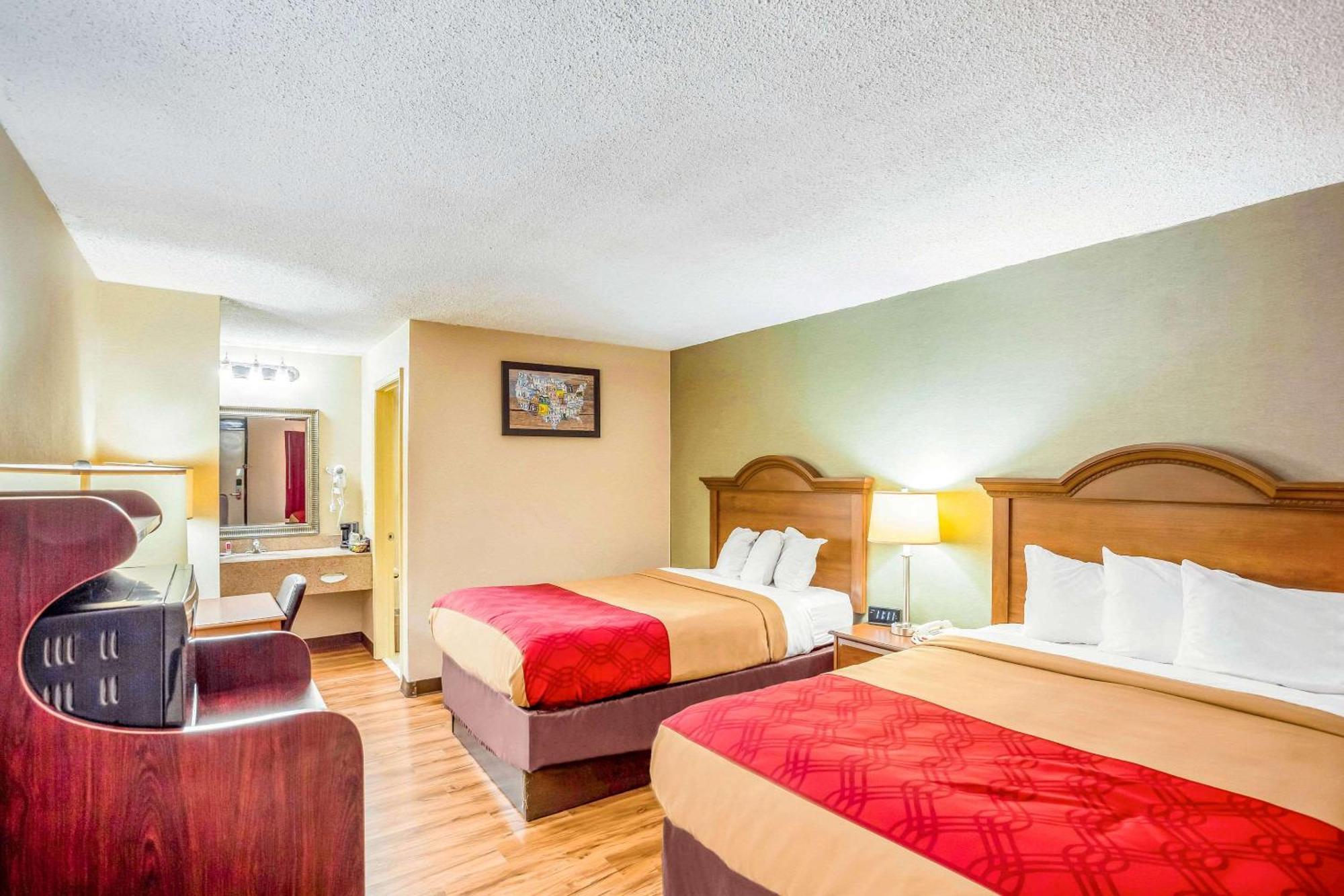 Econo Lodge Huntington - Barboursville University Area Екстер'єр фото