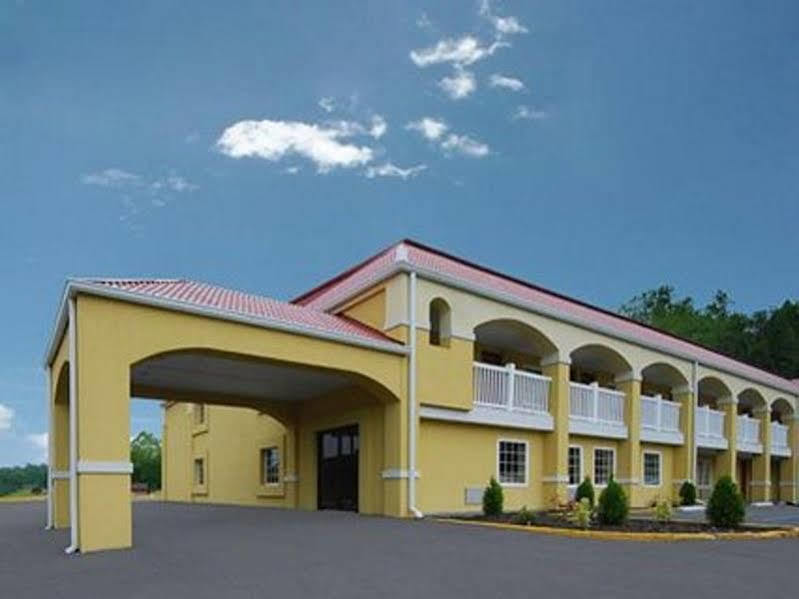 Econo Lodge Huntington - Barboursville University Area Екстер'єр фото